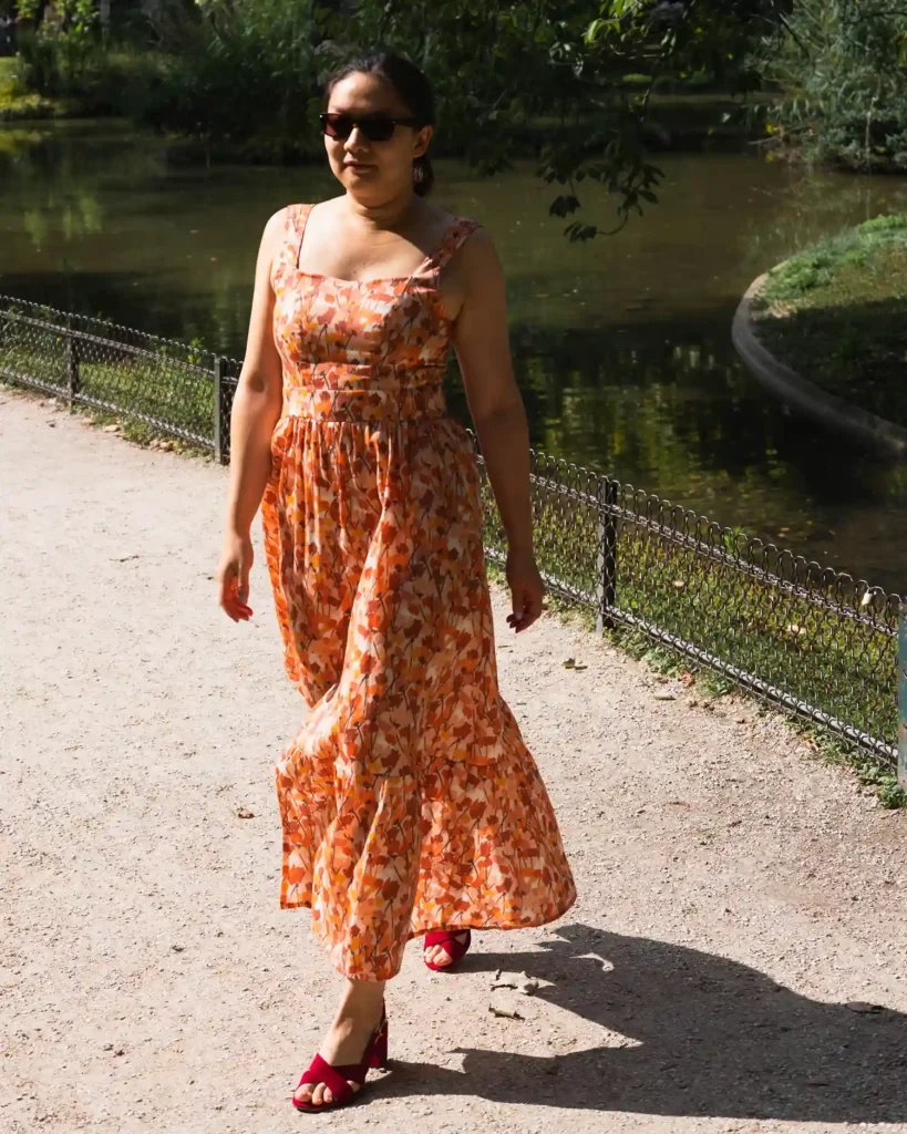 Robe Willow Apolline Patterns - moving